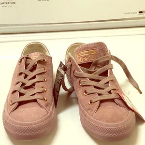NWT Luxe Suede Blush-Rose Gold Converse Allstars!